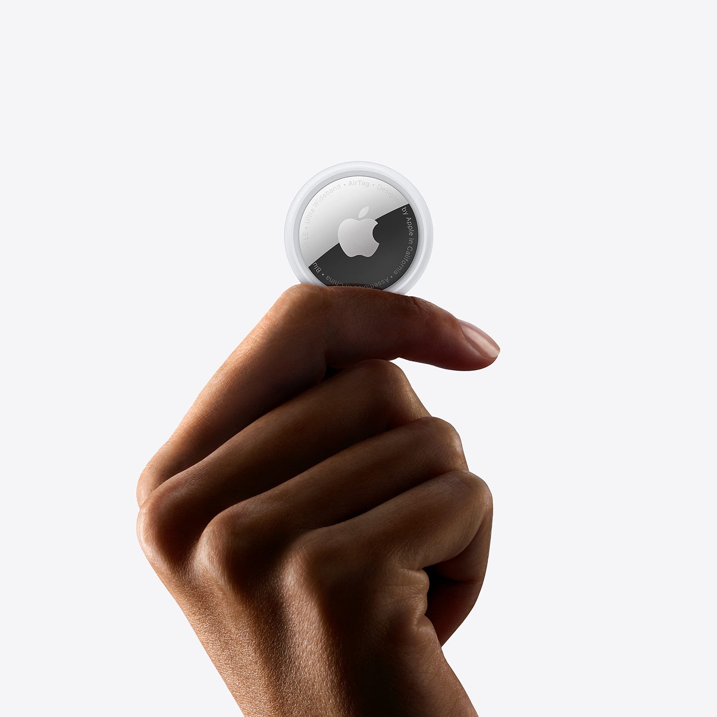 Apple AirTag. Keep Track of and find Your Keys, Wallet, Luggage, Backpack, and More. Simple one-tap Set up with iPhone or iPad - AOP3D tech